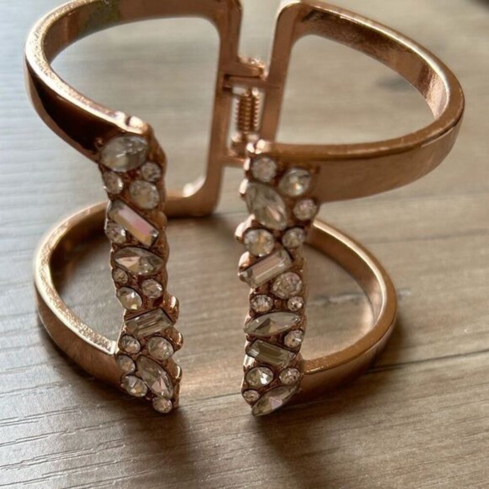 Rose Gold and Sparkle Stones Hinge‎ Bracelet